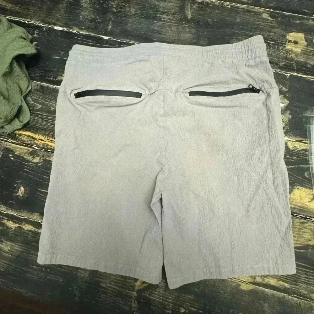 APPAREL BY HOMERUN MENS GREY SHORTS SIZE LARGE - Picture 3 of 3